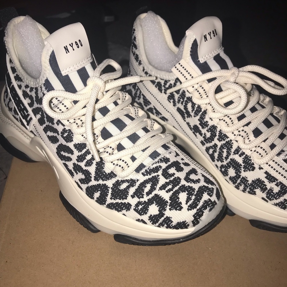 Steve Madden Maxima Leopard shoes